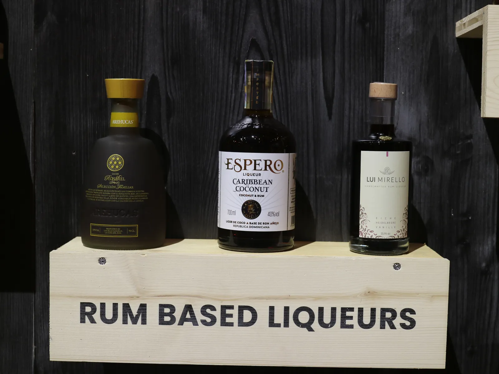 Vienna Rum Festival 2026 – Espero opět vítězí! Espero Caribbean Coconut na polici kategorie Rum Based Liqueurs na Vienna Rum Festivalu 2026